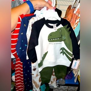 Carter Baby 9 month 5 sets BNWT